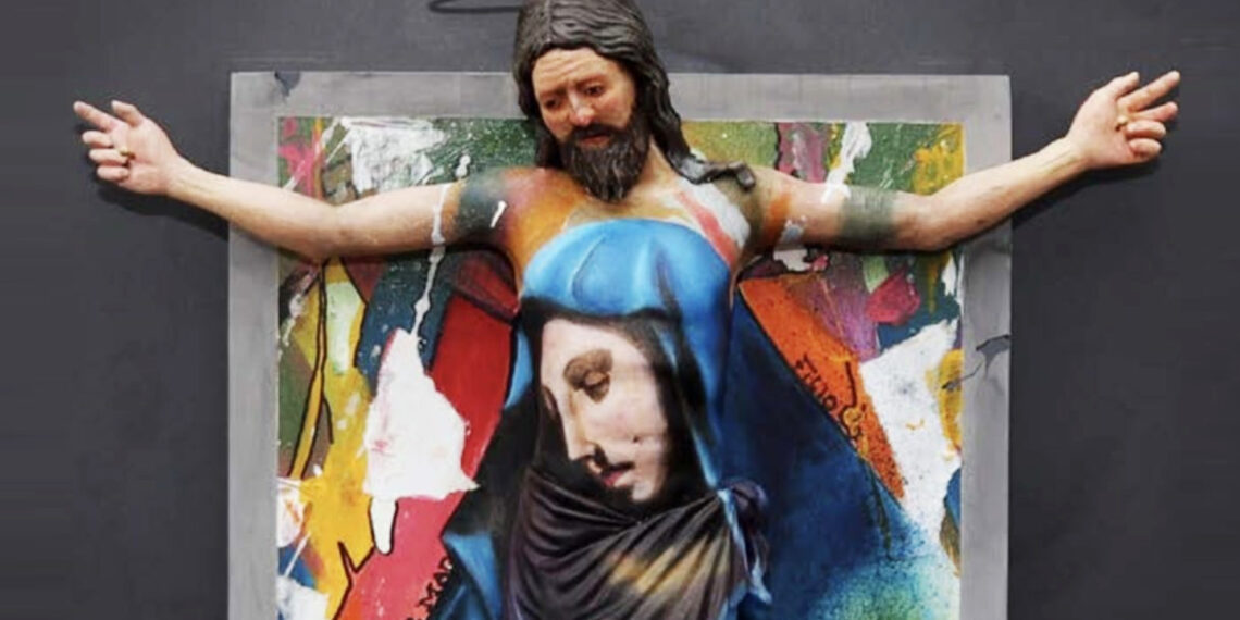 “Cruciatus”: El arte de la crucifixión reimaginado por Ibsen Peralta