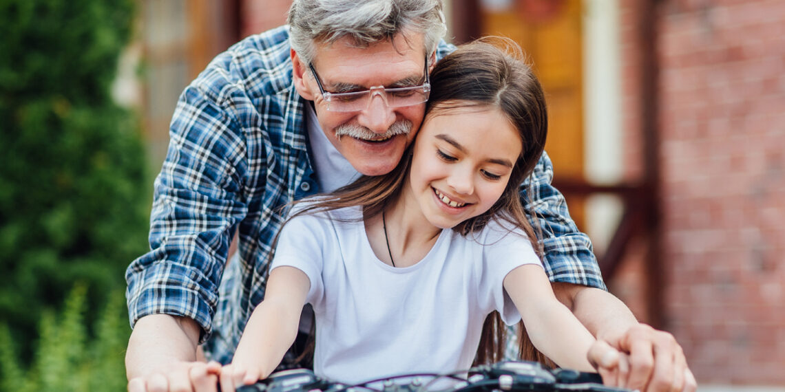 Los abuelos, maestros de vida en acción