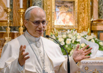 El Papa: Que callen las armas, a los poderosos les digo «dialoguemos, negociemos»