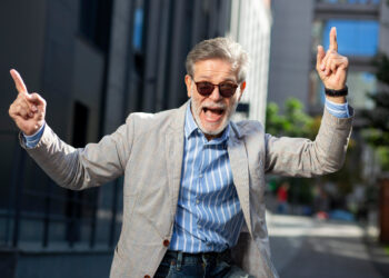 Partirse de risa: el origen científico del ja, ja, ja