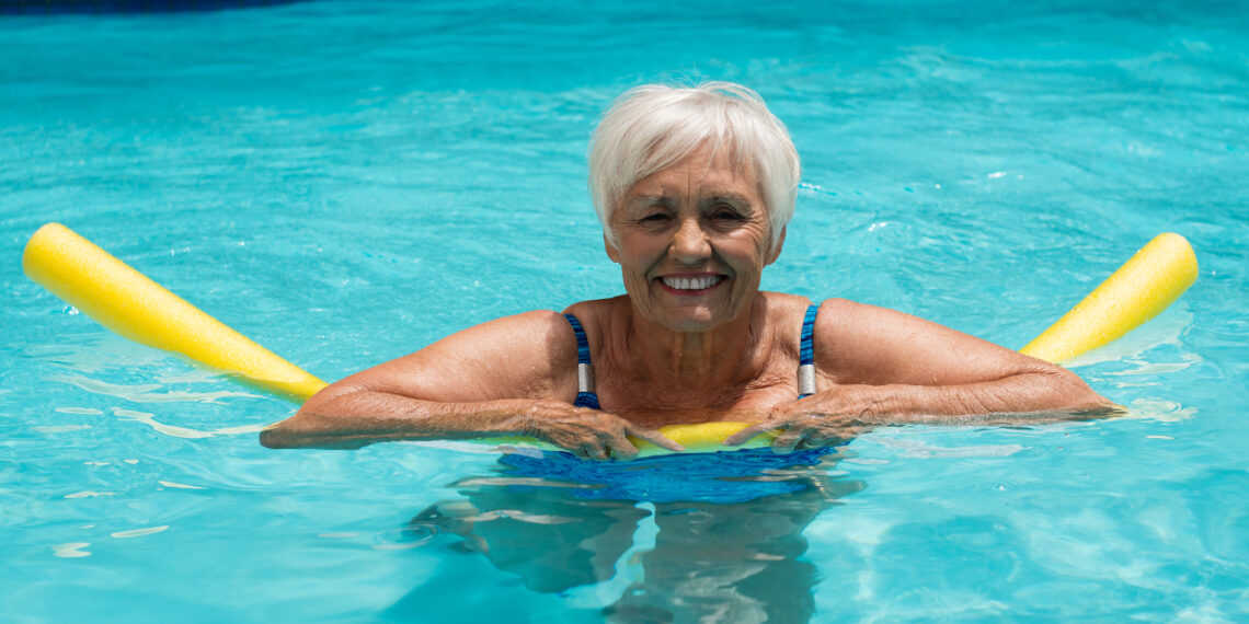 Evitar ahogamientos después de los 60: técnicas y precauciones clave para adultos mayores