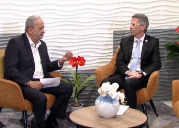 Miles de extrabajadores públicos pueden reclamar dinero no retirado de la Reforma 2000