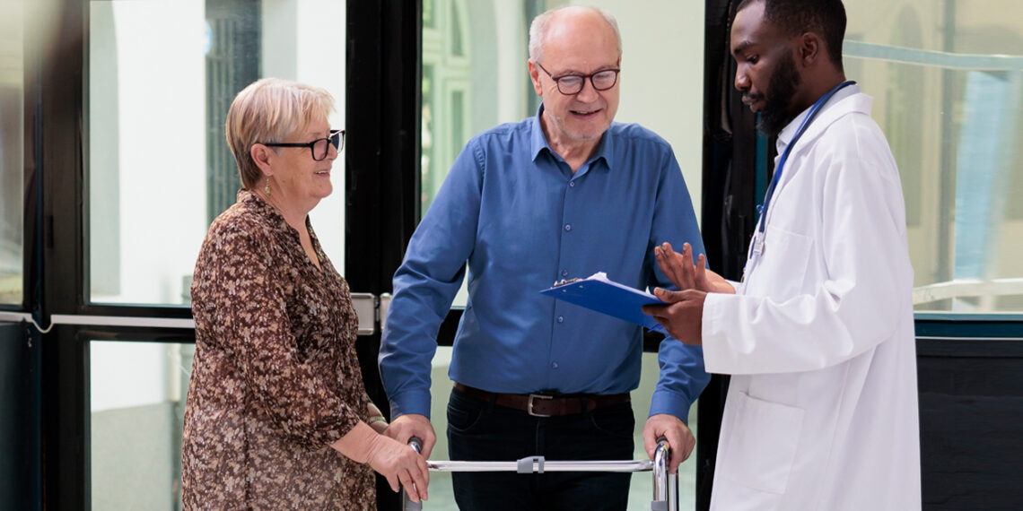 Puerto Rico envejece y reclama un hospital geriátrico