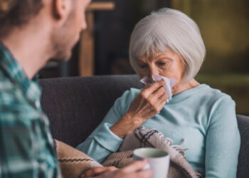 Influenza en adultos mayores: prevención y protección
