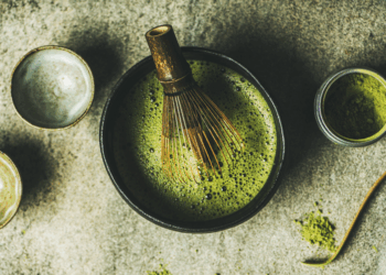 Una taza verde que desafió el tiempo y el gusto occidental