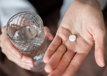 Tomar aspirina no previene el cáncer de colon