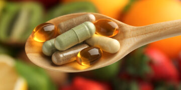 Un multivitamínico al día podría ralentizar el envejecimiento biológico en mayores de 60 años