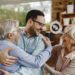 Mis padres están envejeciendo, ¿qué puedo hacer? 