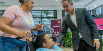 San Juan crea programa de acceso prioritario para apoyar a cuidadores familiares