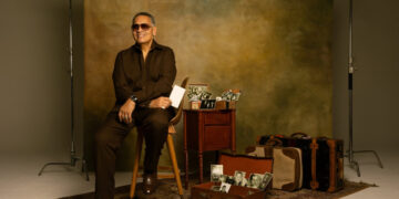 Tito Nieves regresa a la salsa romántica con un álbum hecho para enamorar