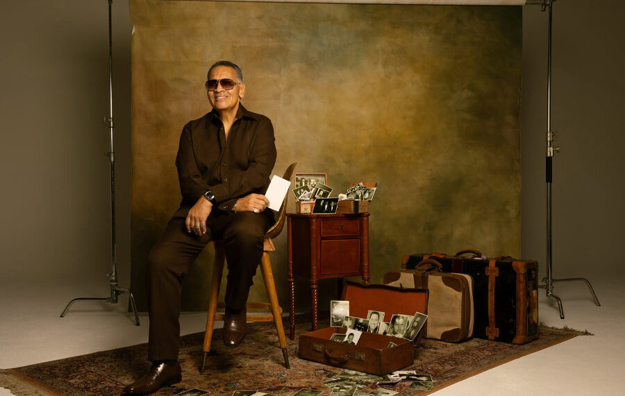 Tito Nieves regresa a la salsa romántica con un álbum hecho para enamorar