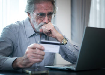 Las estafas y los delitos contra adultos mayores siguen en aumento en Puerto Rico