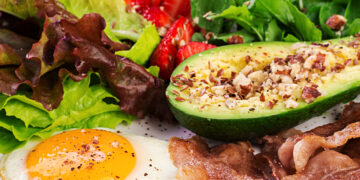 ¿La dieta keto es tan saludable como parece? Un nuevo estudio enciende las alertas sobre el riesgo de cáncer intestinal