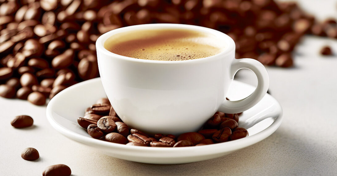 Hasta cinco tazas de café al día podrían ser seguras parael corazón