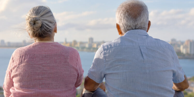 Las mujeres viven 7.5 años más que los hombres en Puerto Rico