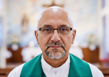 Quién era Patricio Sánchez Molinari, el sacerdote que murió aplastado por una cruz durante una misa